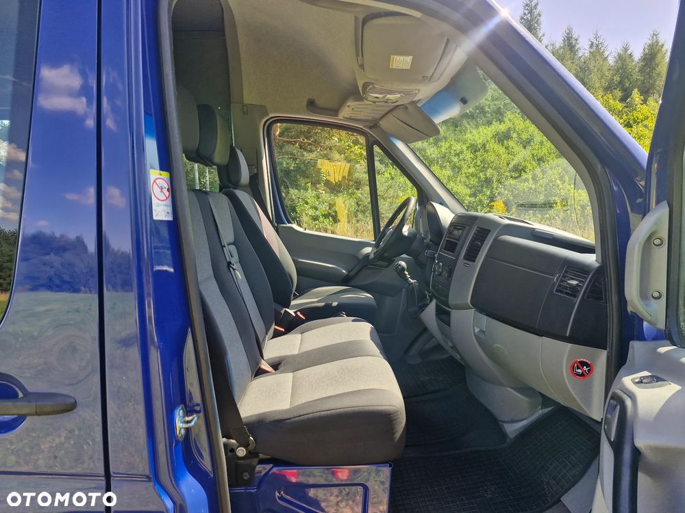 Volkswagen CRAFTER - 9