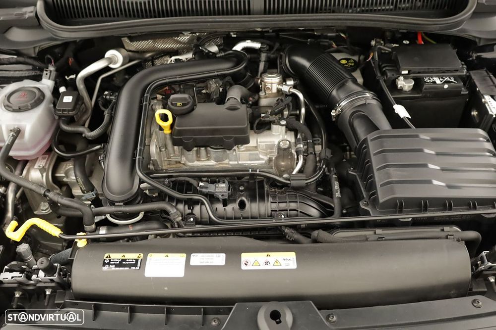 VW Taigo 1.0 TSI Urban DSG - 23