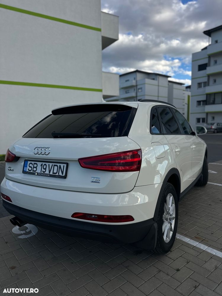Audi Q3 2.0 TDI Quattro S-Tronic - 5
