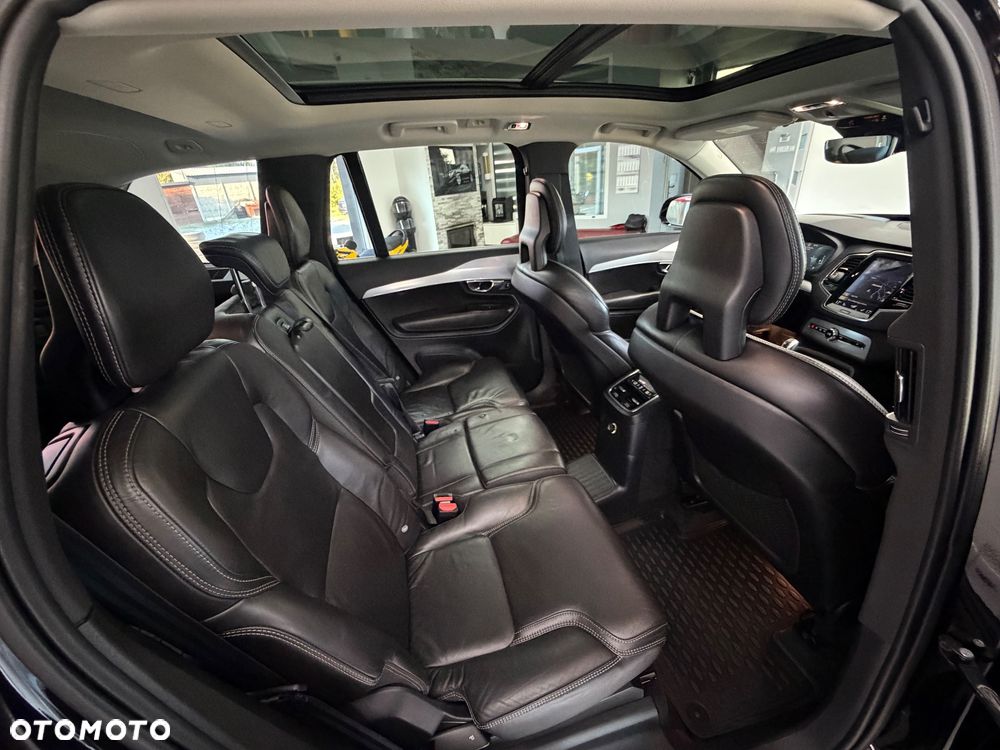 Volvo XC 90 - 6