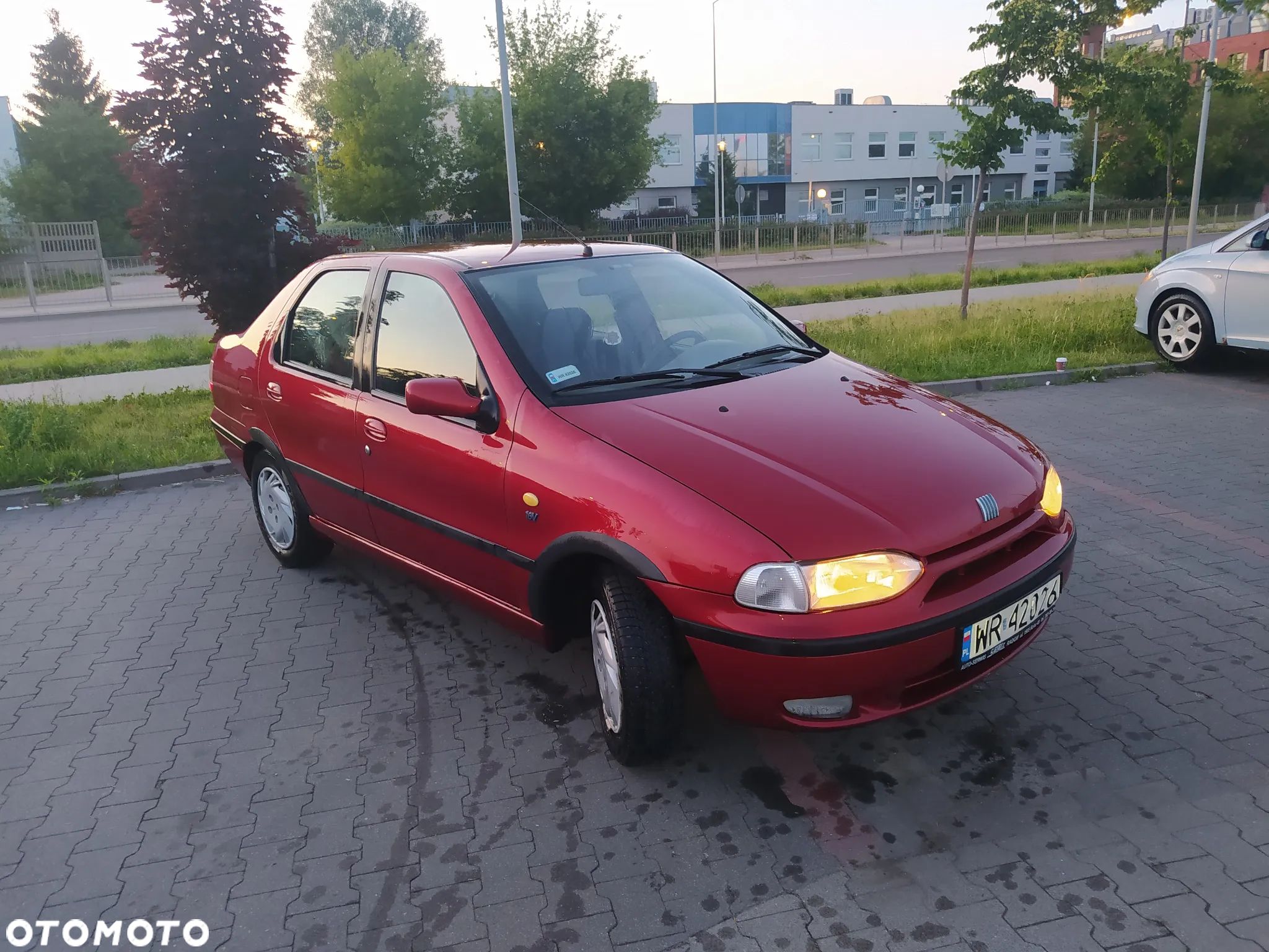 Fiat Siena 100 16V HL - 1
