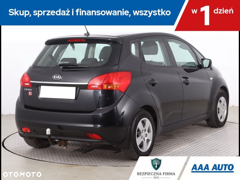 Kia Venga - 6