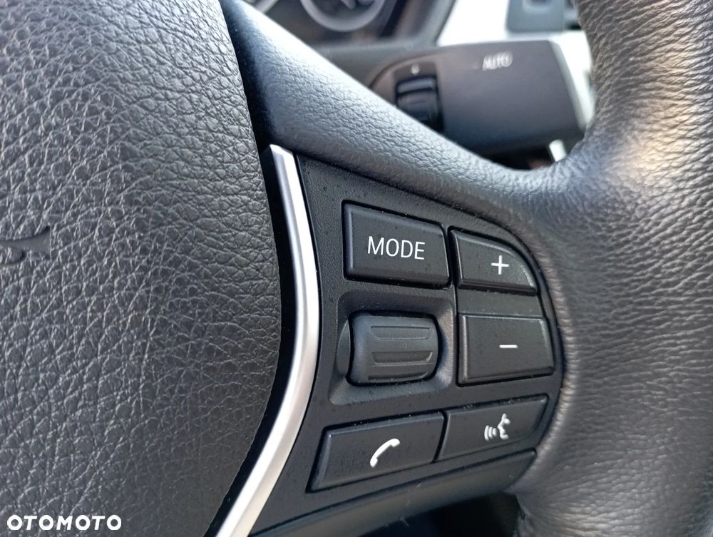 BMW Seria 3 318i - 18