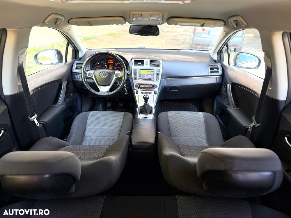 Toyota Avensis 2.0 D-4D Edition - 8