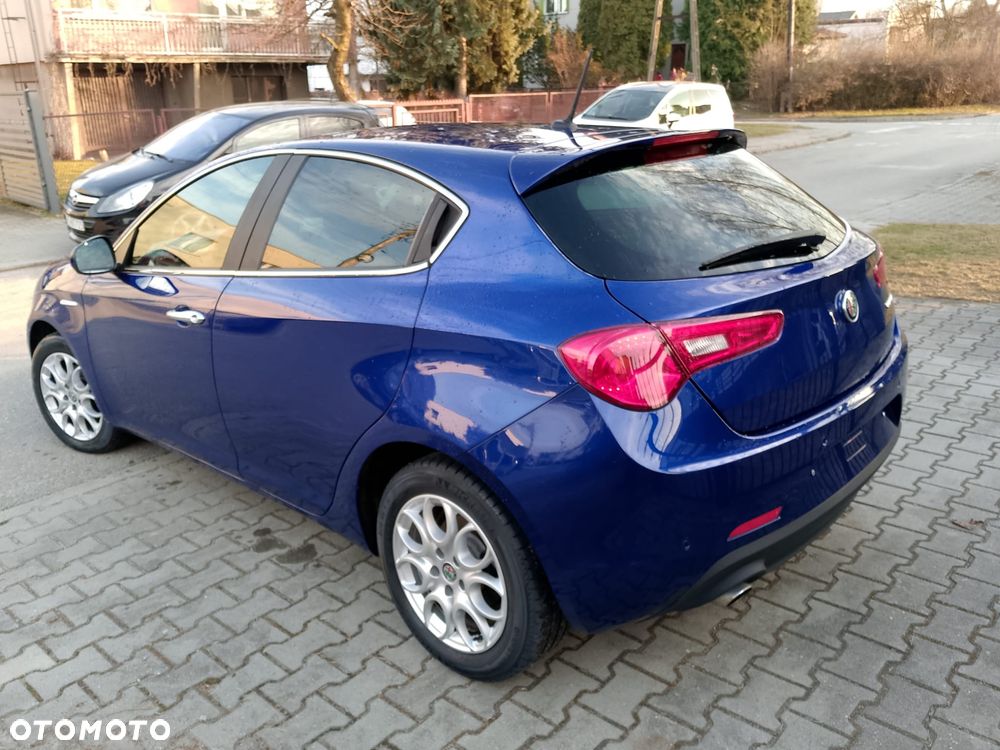 Alfa Romeo Giulietta 1.6 JTDM Super - 4