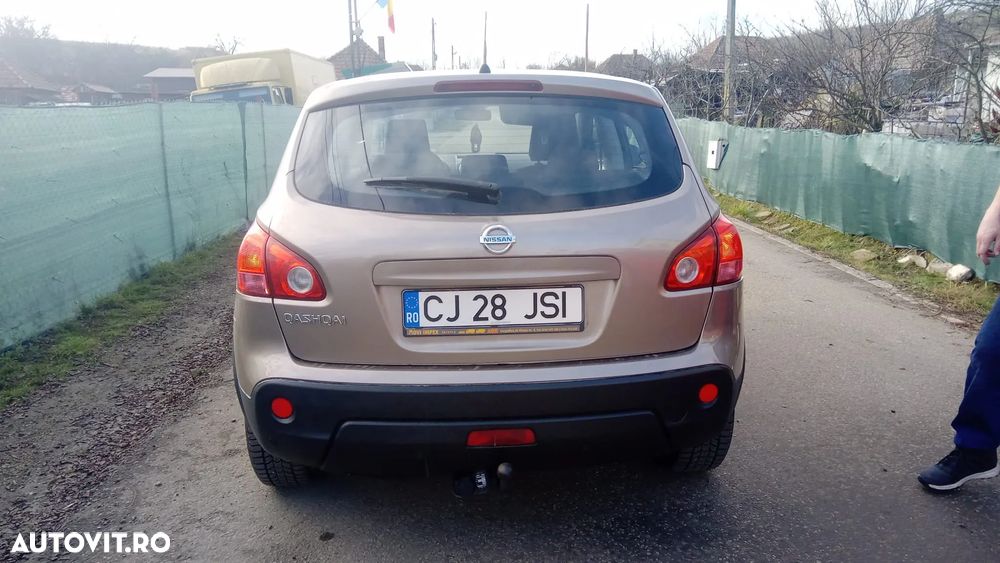 Nissan Qashqai 2.0 4 x 4 tekna - 2