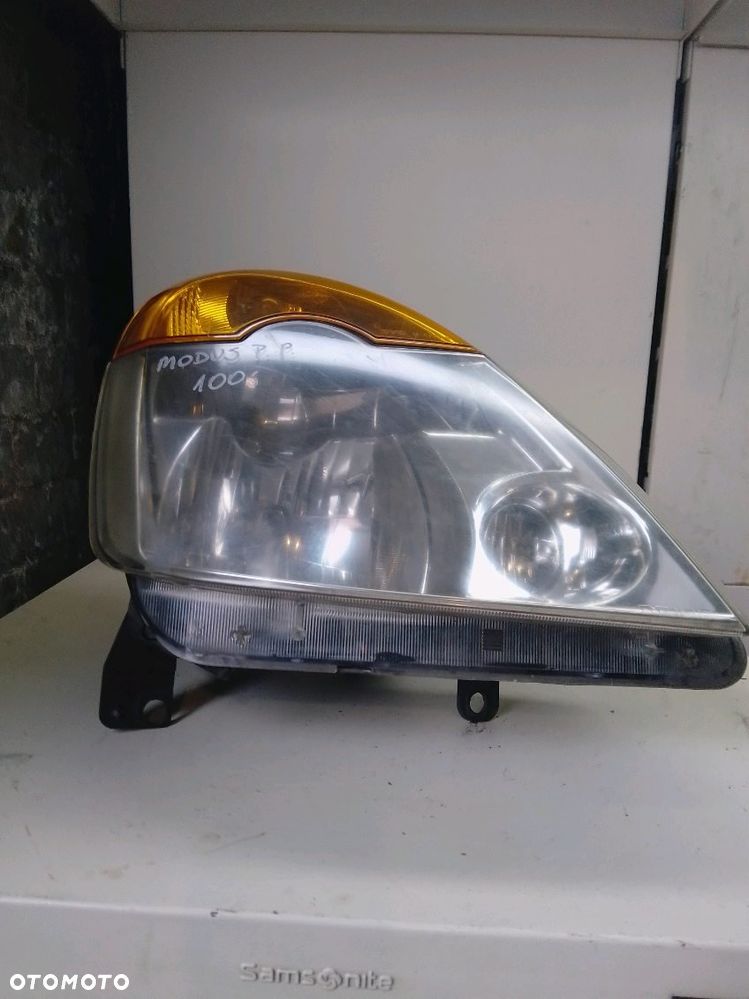 Renault Modus lampa przednia prawa - 1