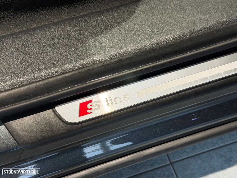 Audi Q7 3.0 TDI quattro S-line Tiptronic 7L - 9