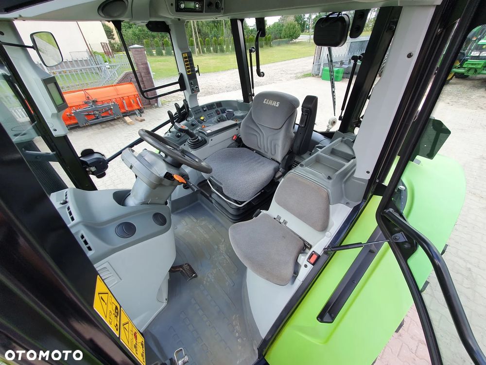 Claas Arion 440 - 9