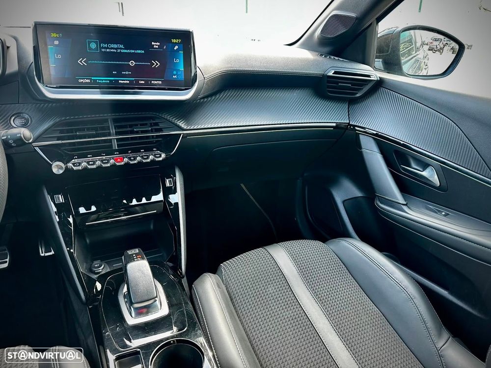 Peugeot e-208 50 kWh GT Line - 12