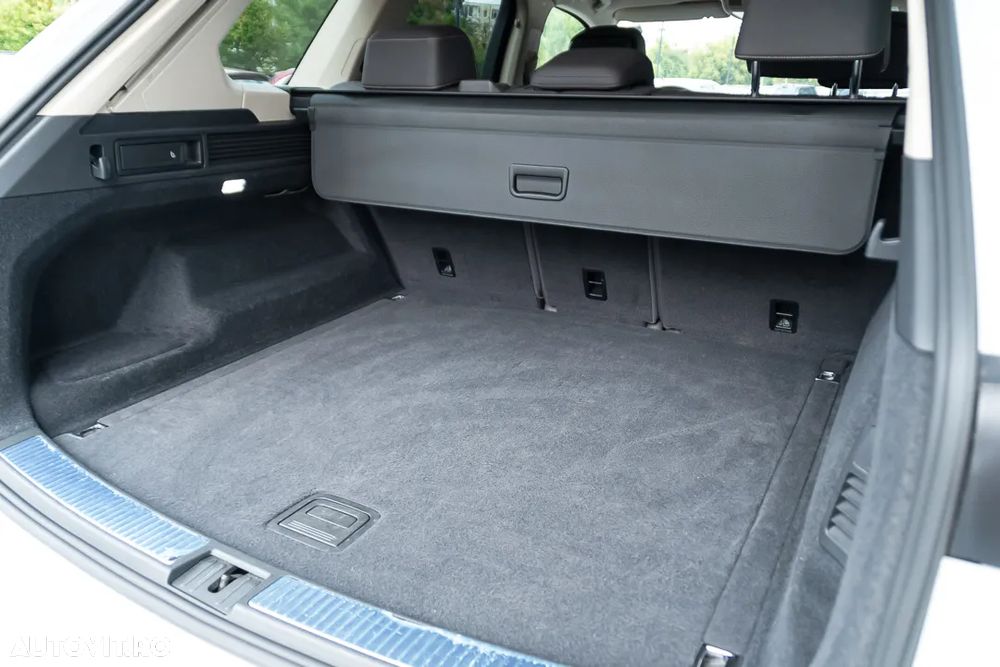 Volkswagen Touareg V6 TDI Elegance - 4