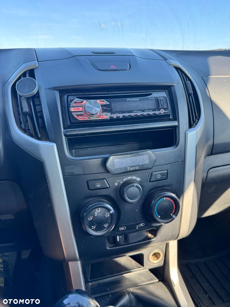 Isuzu D-Max - 21