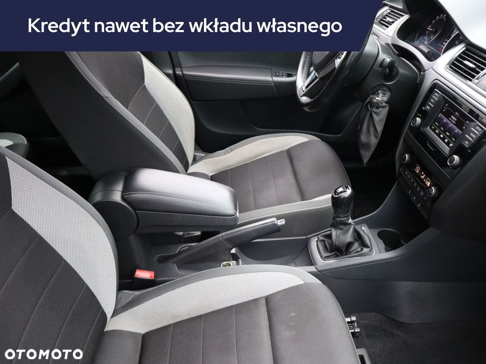 Skoda RAPID - 11