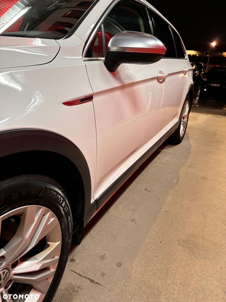 Volkswagen Passat Alltrack 2.0 TDI SCR 4Motion DSG (BMT) - 6