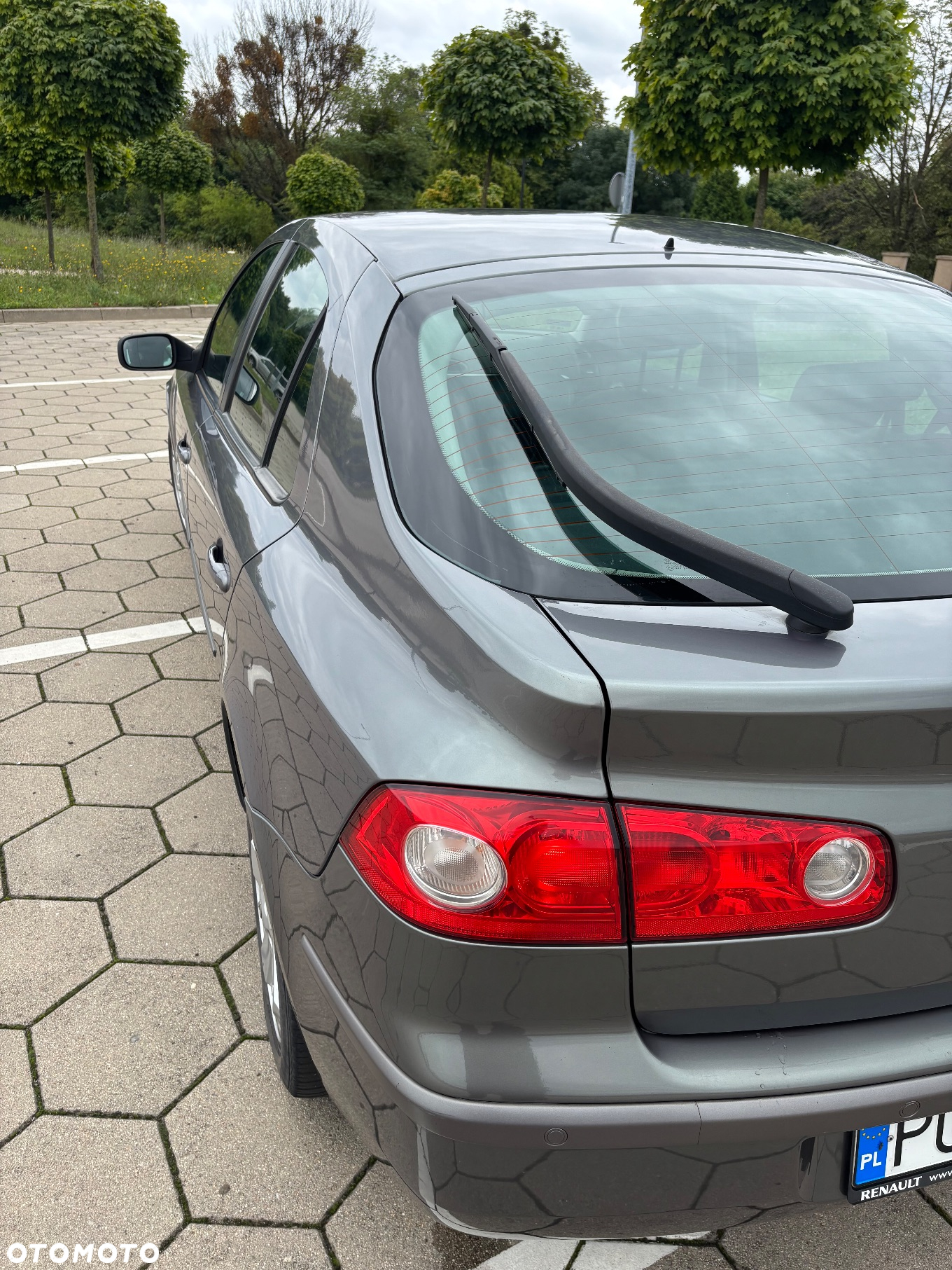 Renault Laguna - 4