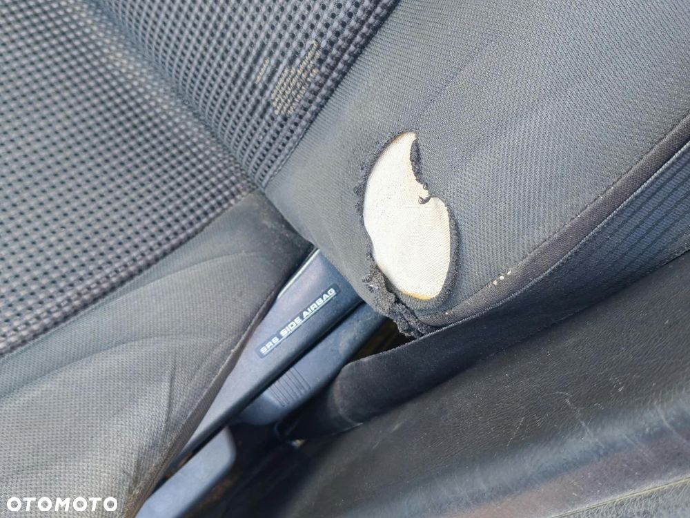 Toyota Corolla Verso - 12