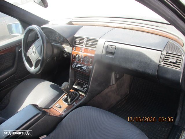 Mercedes-Benz C 220 D - 7