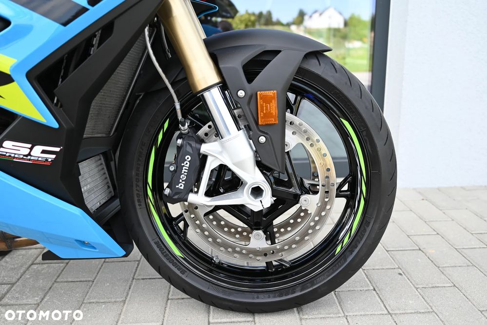 BMW S - 21