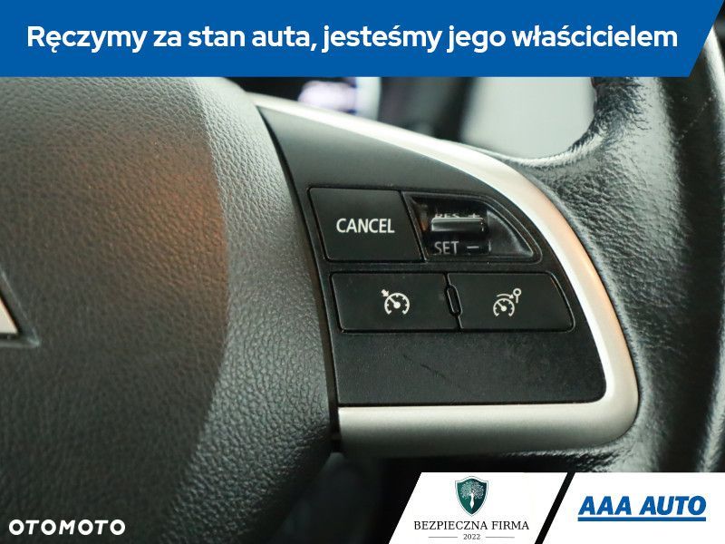 Mitsubishi Outlander - 16