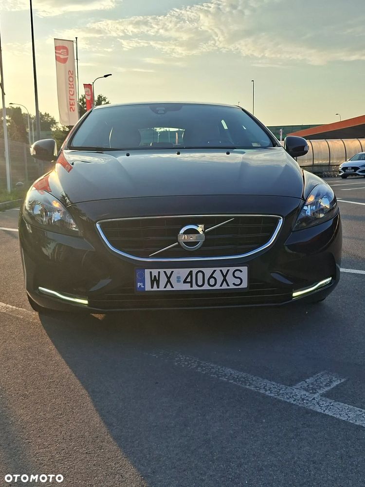 Volvo V40 D2 Powershift Momentum - 4