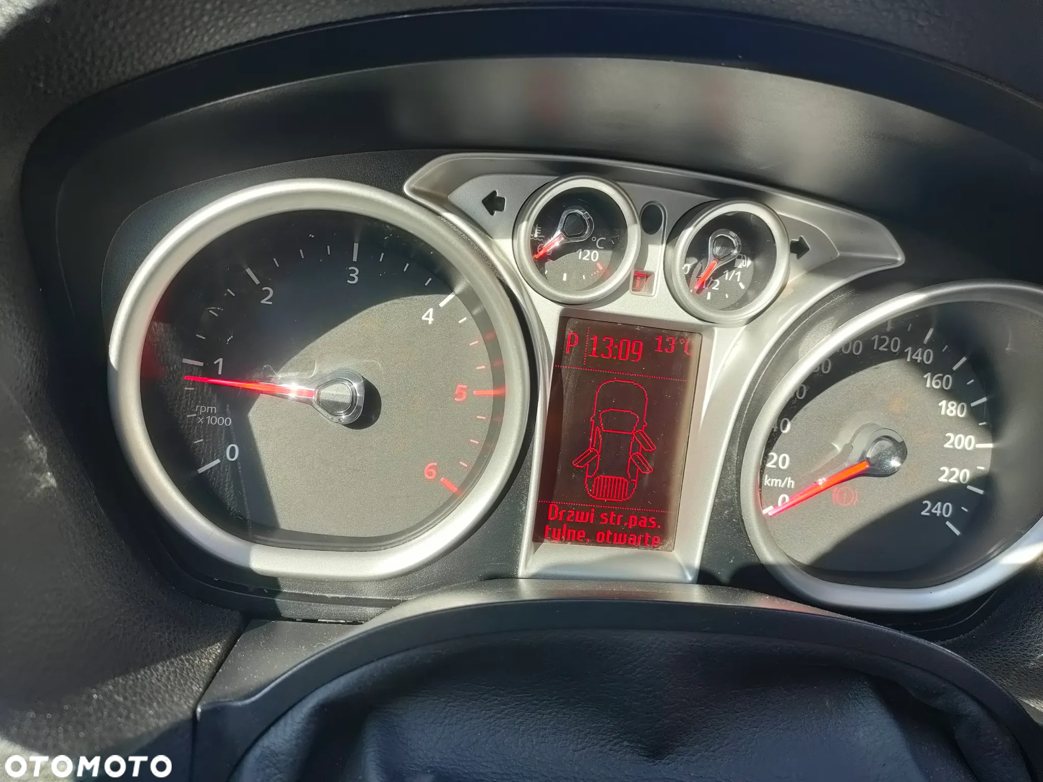 Ford Kuga 2.0 TDCi Titanium MPS6 - 18