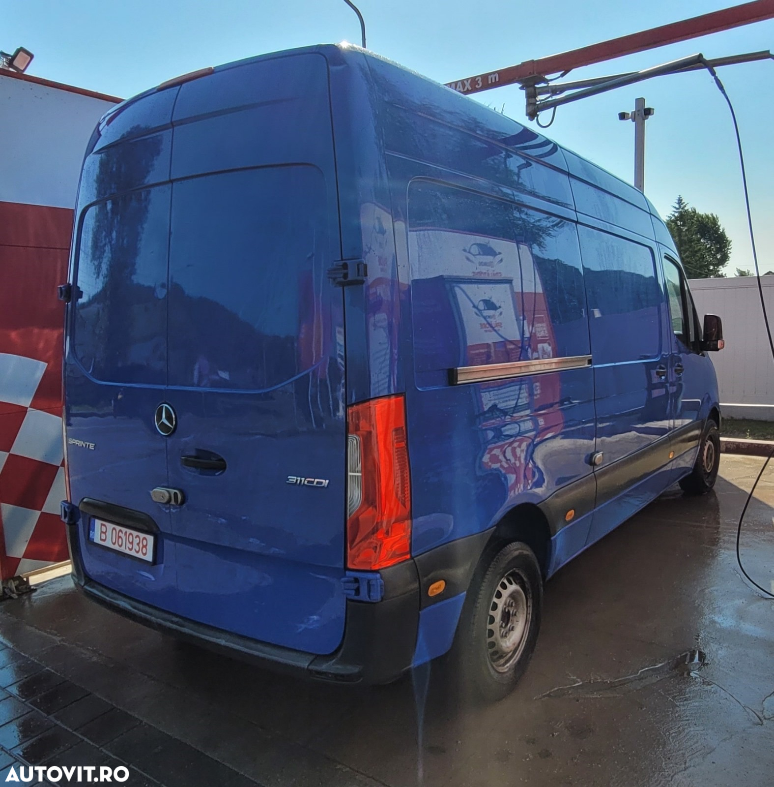 Mercedes-Benz Sprinter - 6