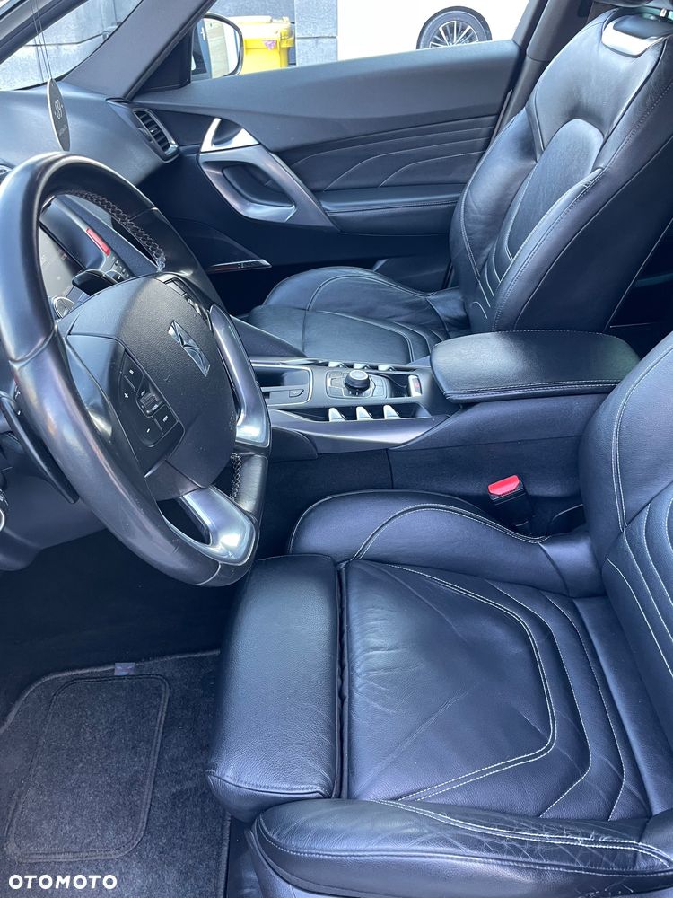 Citroën DS5 1.6 e-HDi Chic MCP - 11