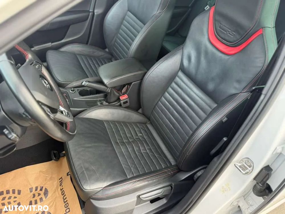 Skoda Octavia Combi 2.0 TDI (Green tec) DSG RS - 23
