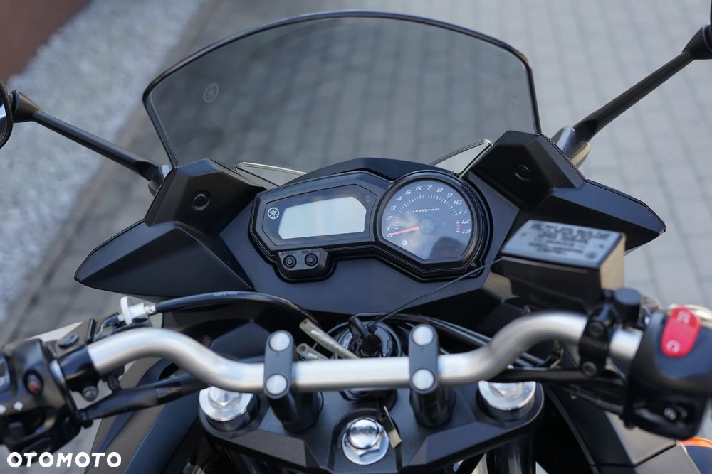 Yamaha XJ - 19