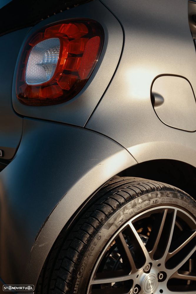 Smart Fortwo Cabrio 0.9 Brabus Xclusive - 10