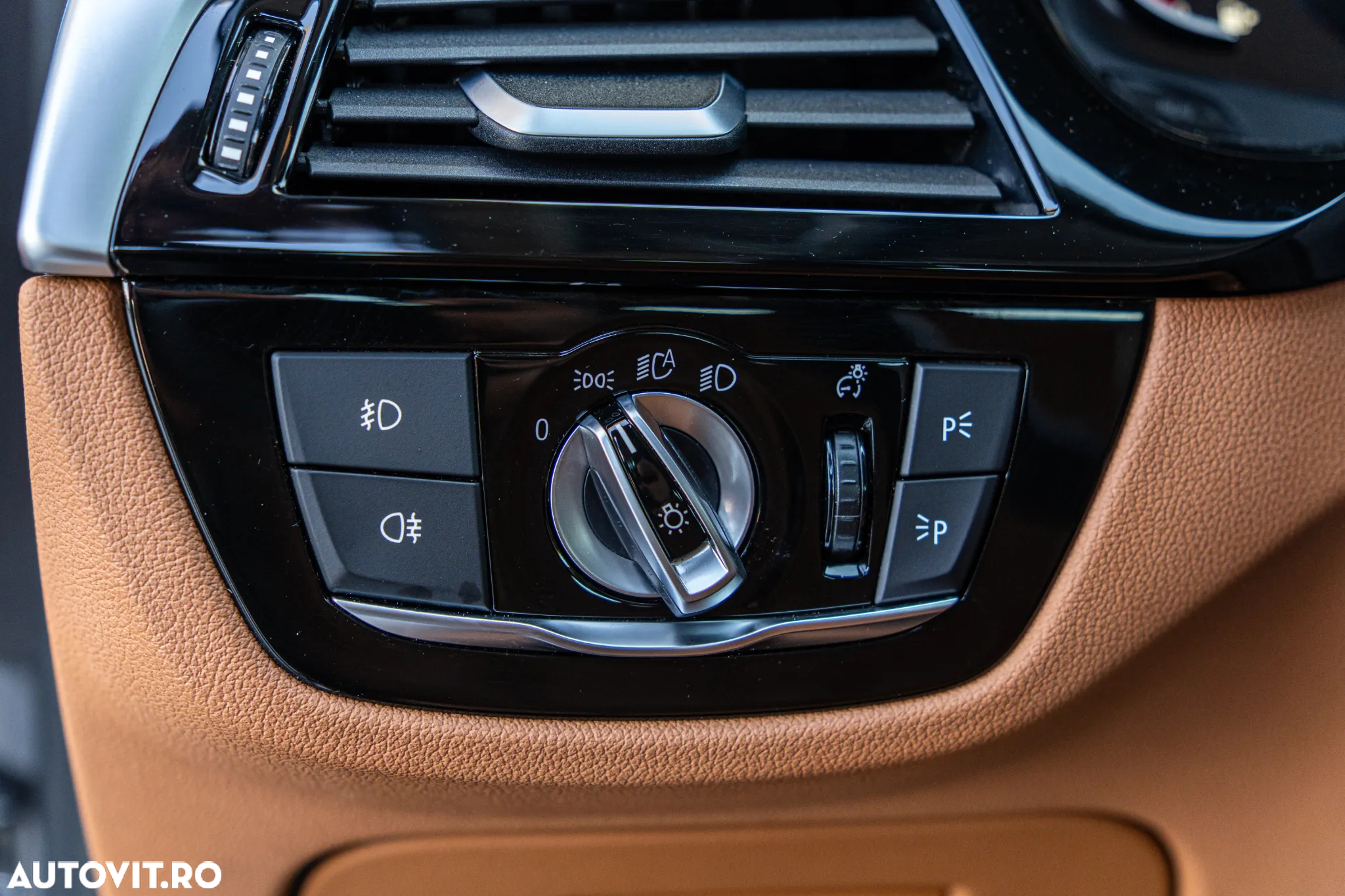 BMW Seria 5 520d AT - 19
