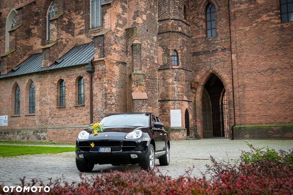 Porsche Cayenne - 10