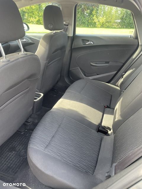 Opel Astra 1.4 T EU6 - 9