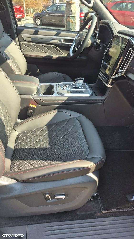 JAC T9 - 28