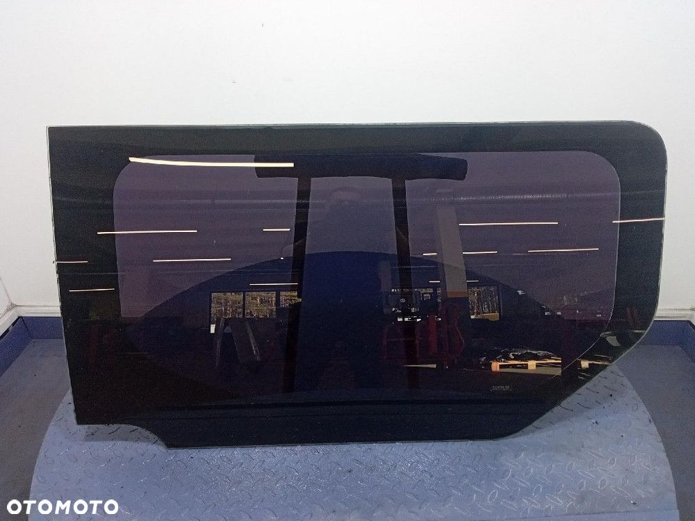 OPEL VIVARO A TRAFIC II SZYBA BOCZNA DRZWI PRZESUWNYCH PRAWY BOK 03R - 1