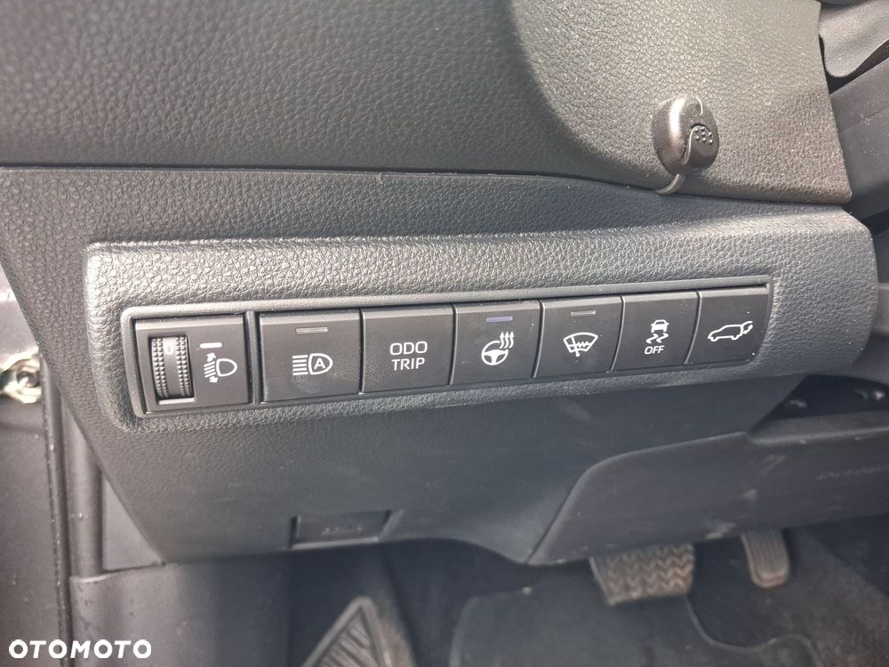 Toyota Corolla 2.0 Hybrid GR Sport Dynamic - 12