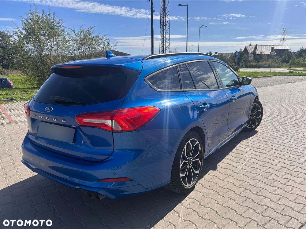 Ford Focus 1.5 EcoBoost ST-Line - 4