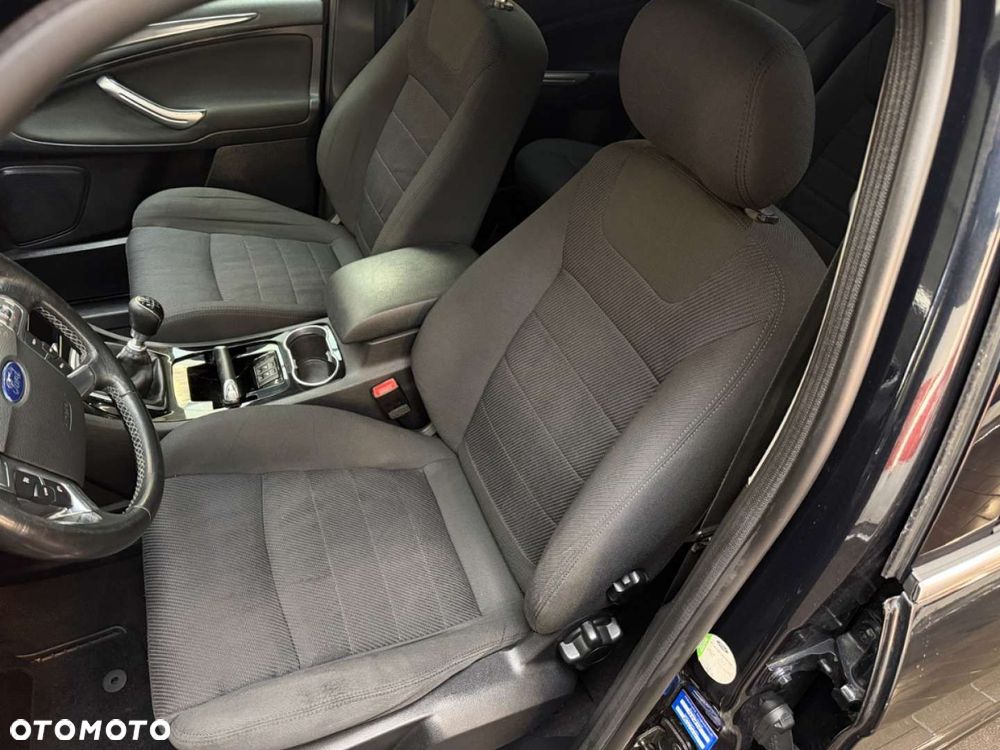 Ford S-Max - 20