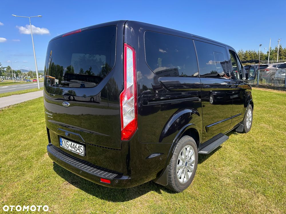 Ford Tourneo Custom - 3