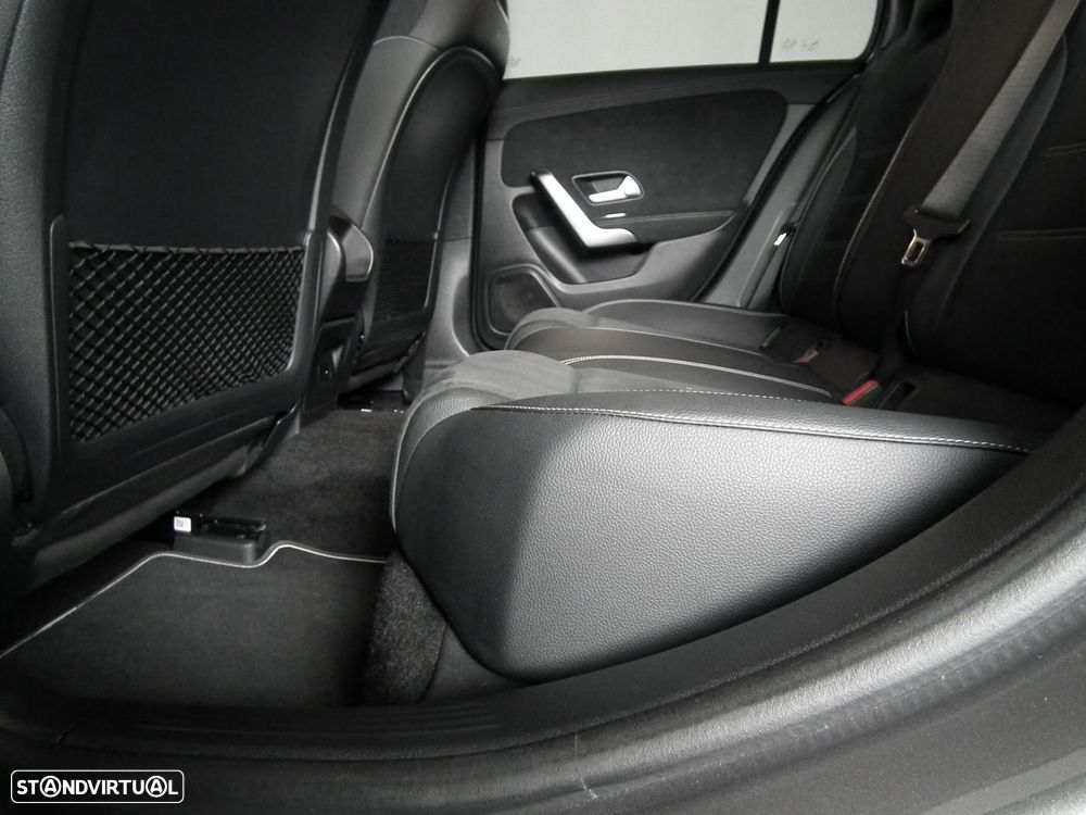 Mercedes-Benz A 250 e 8G-DCT Edition AMG Line - 12