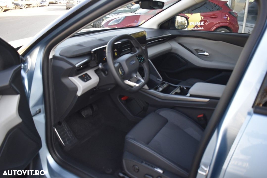 Ford Explorer - 14