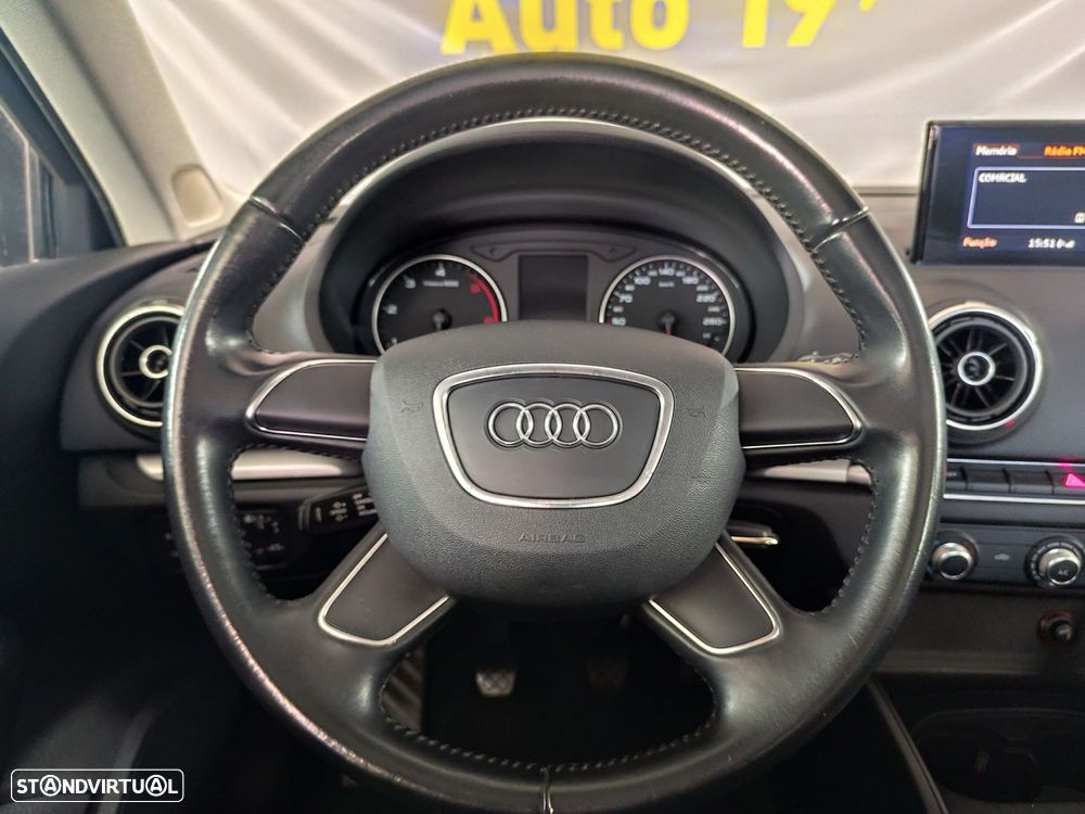 Audi A3 Sportback 1.6 TDI Attraction - 8