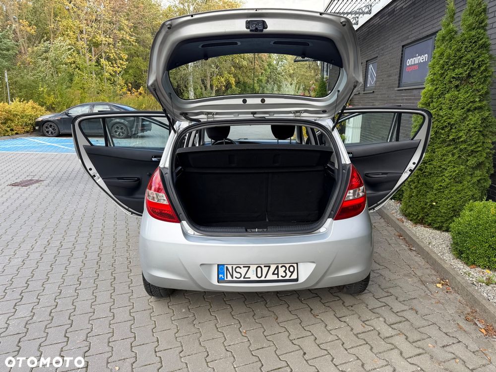 Hyundai i20 - 10