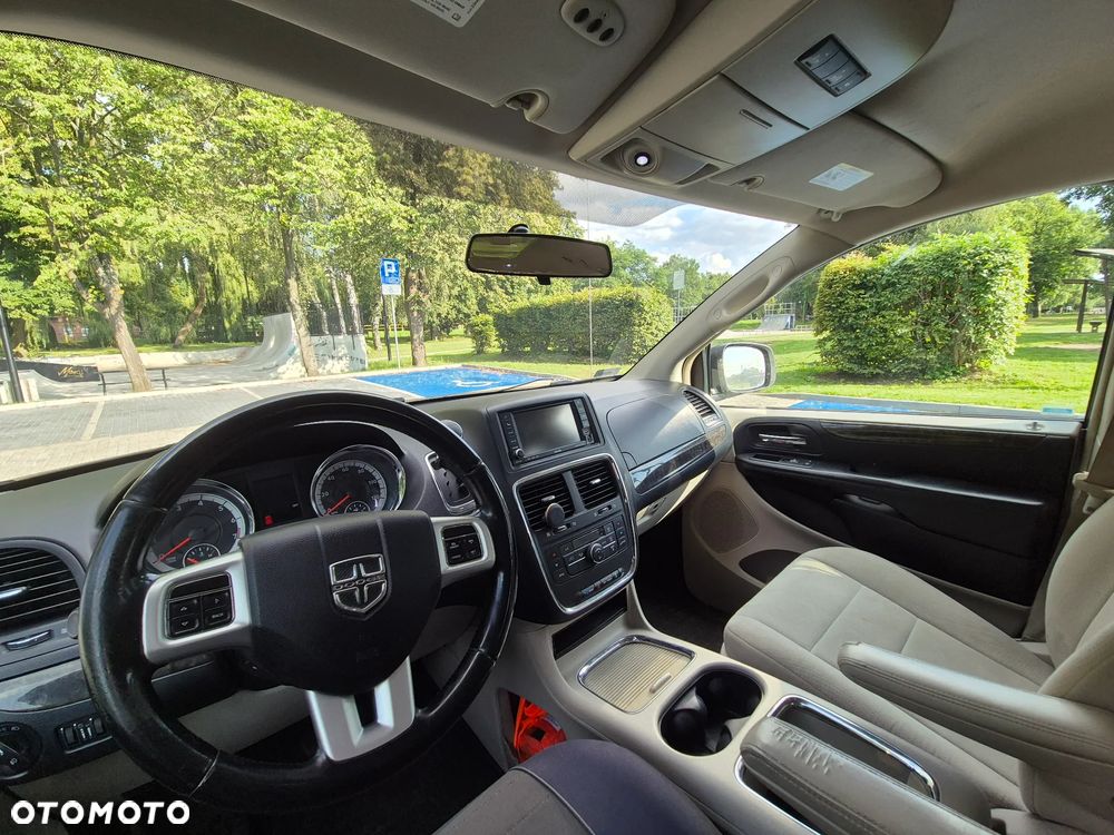 Dodge Grand Caravan 3.6 Express - 9