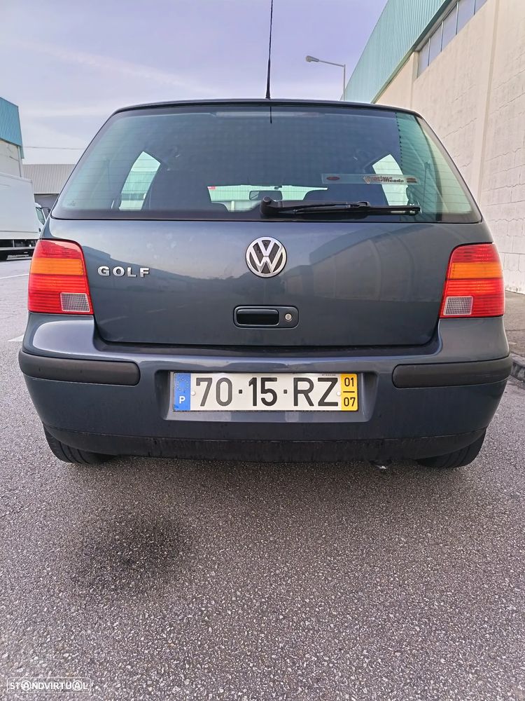 VW Golf 1.4i Conceptline - 9