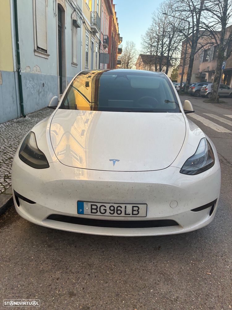 Tesla Model Y Standard RWD - 7