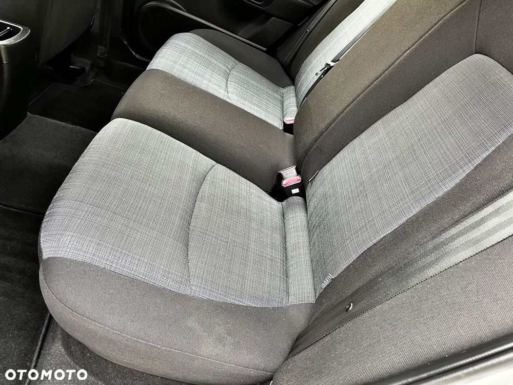 Kia Ceed 1.4 CVVT Attract - 20