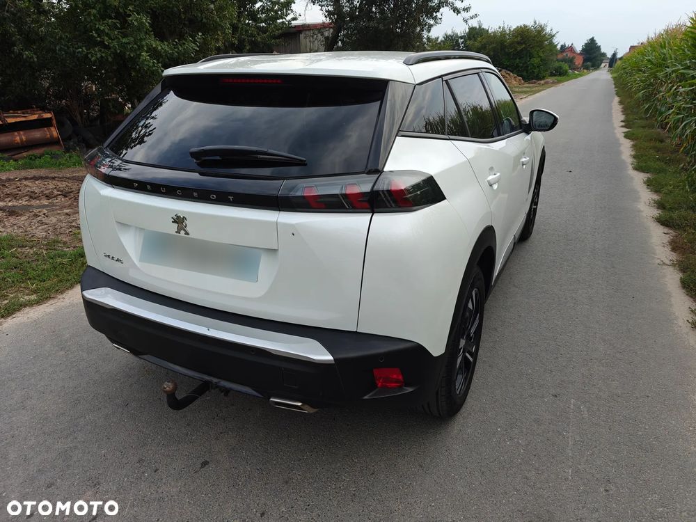 Peugeot 2008 PureTech 130 EAT8 Allure - 3