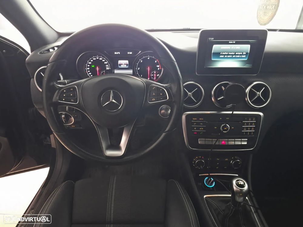 Mercedes-Benz A 180 d Urban - 10