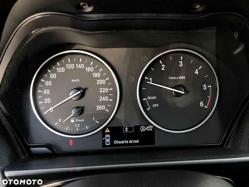 BMW Seria 1 118d DPF - 18